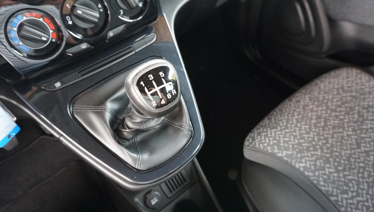 Lancia Ypsilon 1.0 firefly hybrid Silver Plus s&s 70cv