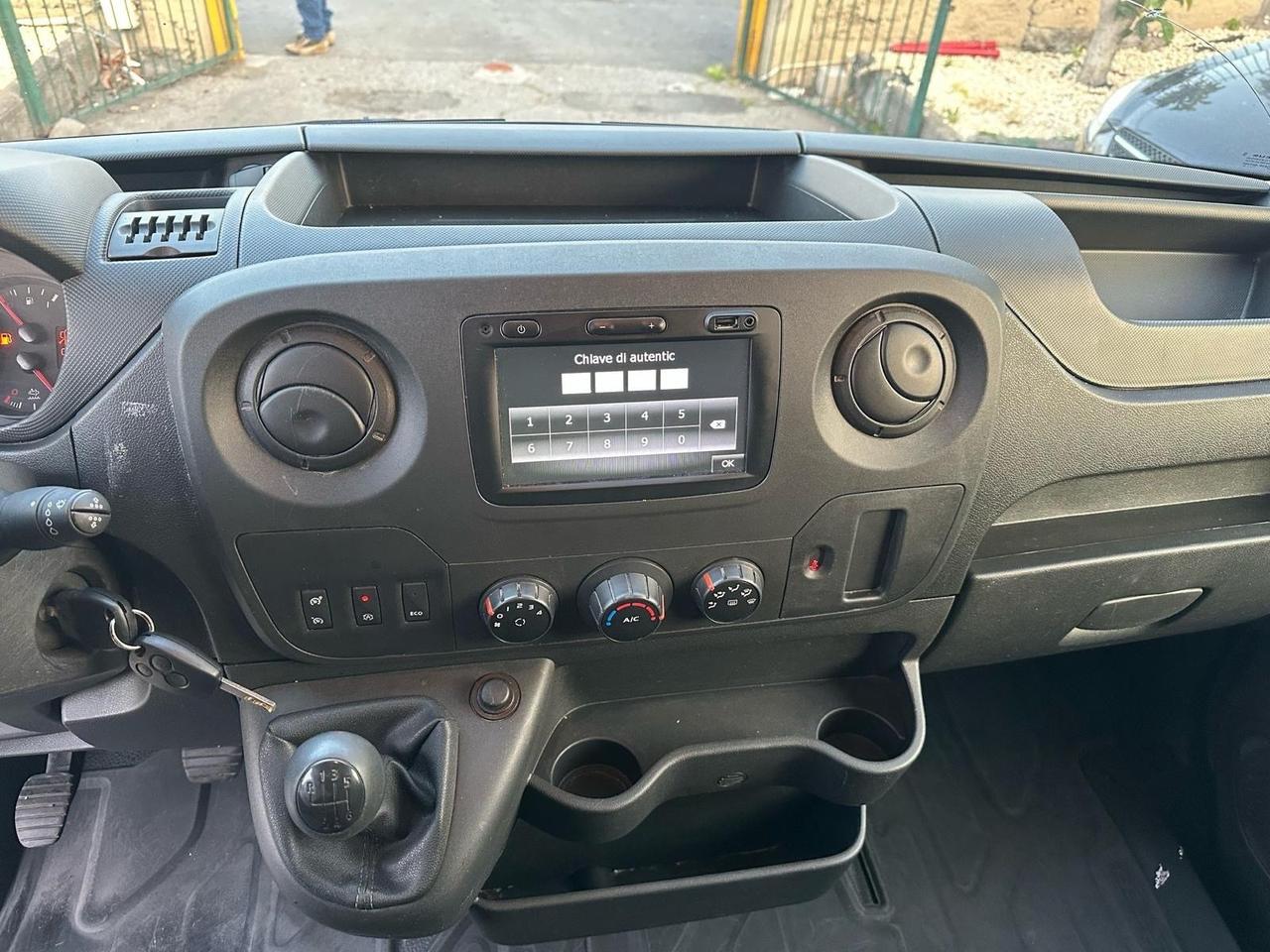 Renault Master T35 2.3 dCi 135 PM Cabinato Ice