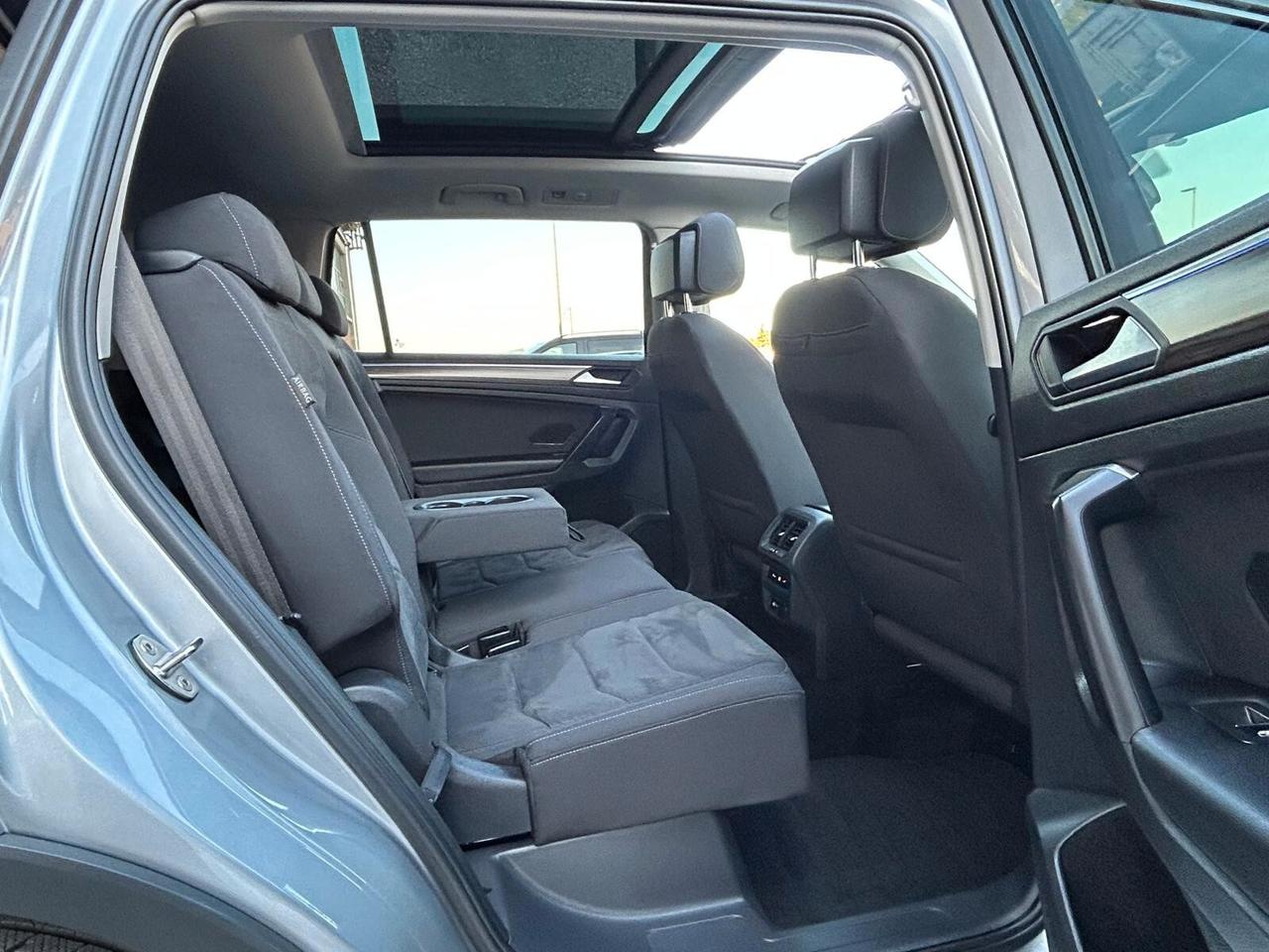 Volkswagen Tiguan Allspace Tiguan Allspace 2.0 TDI 200 CV SCR DSG 4MOTION 7 posti TETTO APRIBILE