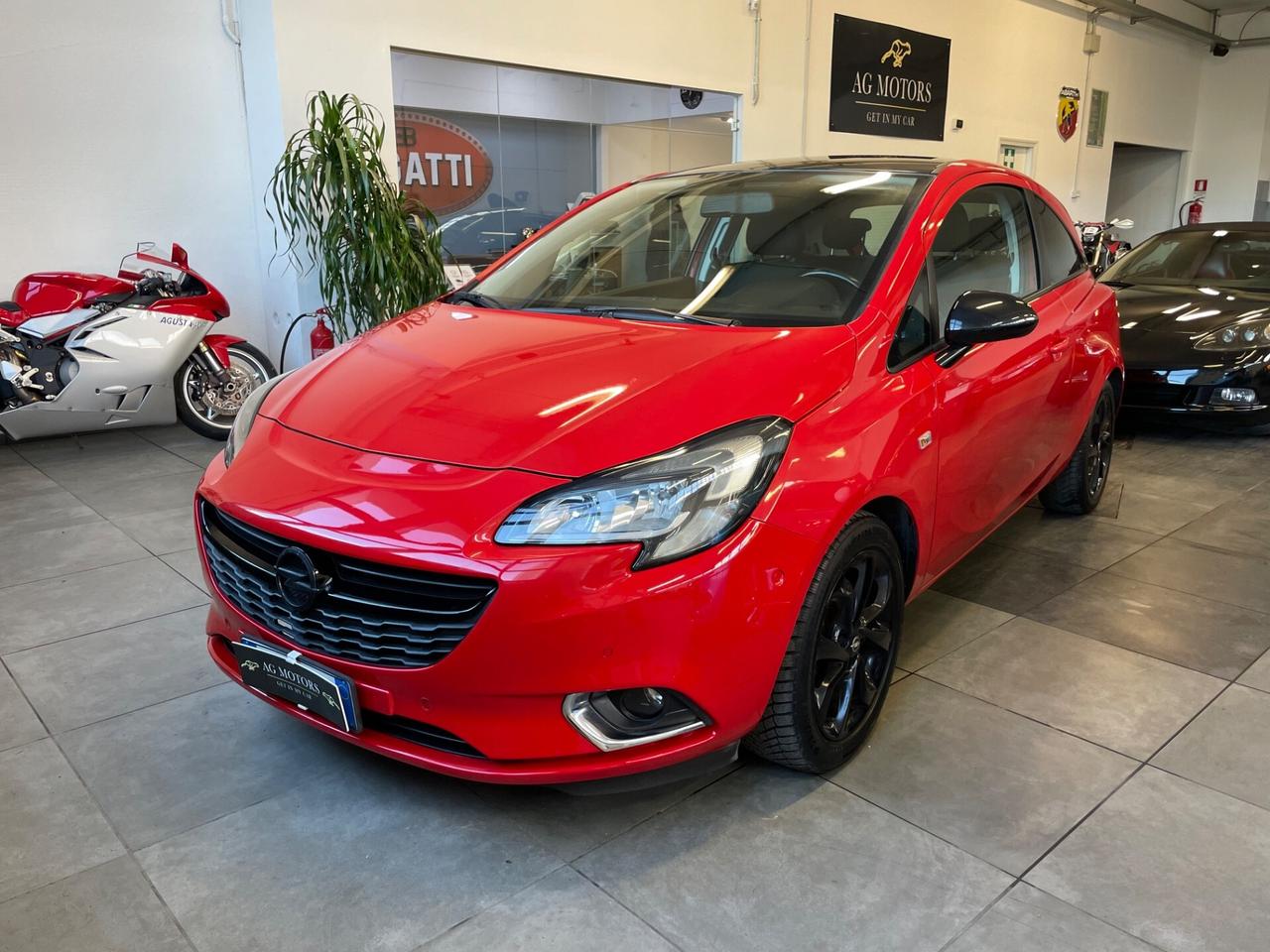 Opel Corsa 1.4 90CV Coupé b-Color