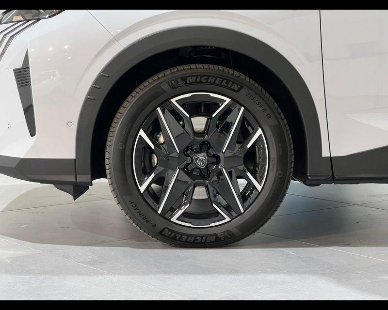 Peugeot 5008 Nuovo Hybrid 136 e-DCS6 GT