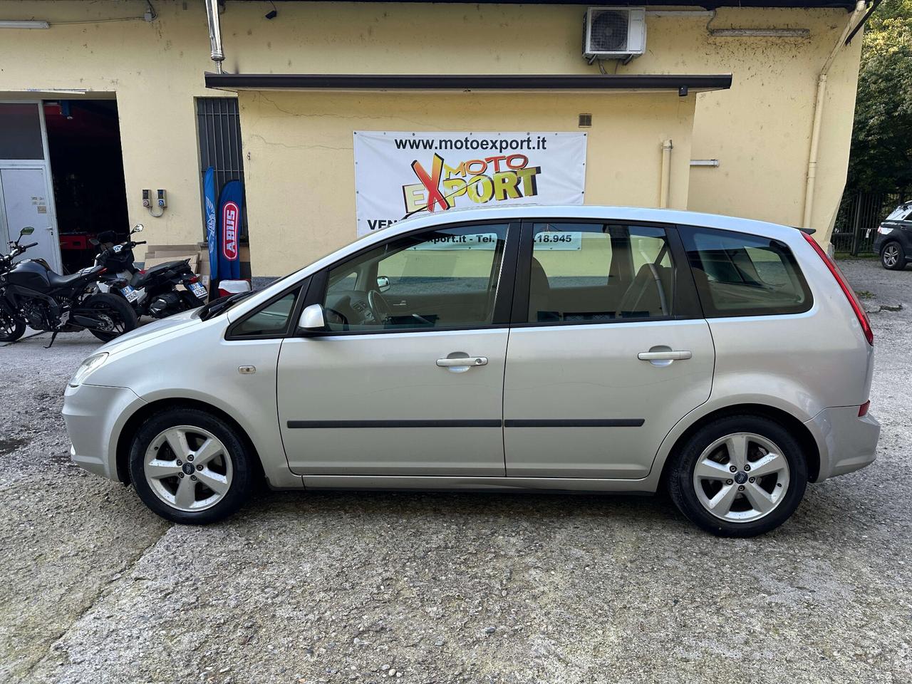 Ford C-Max 1.6 TDCi 90 CV Titanium