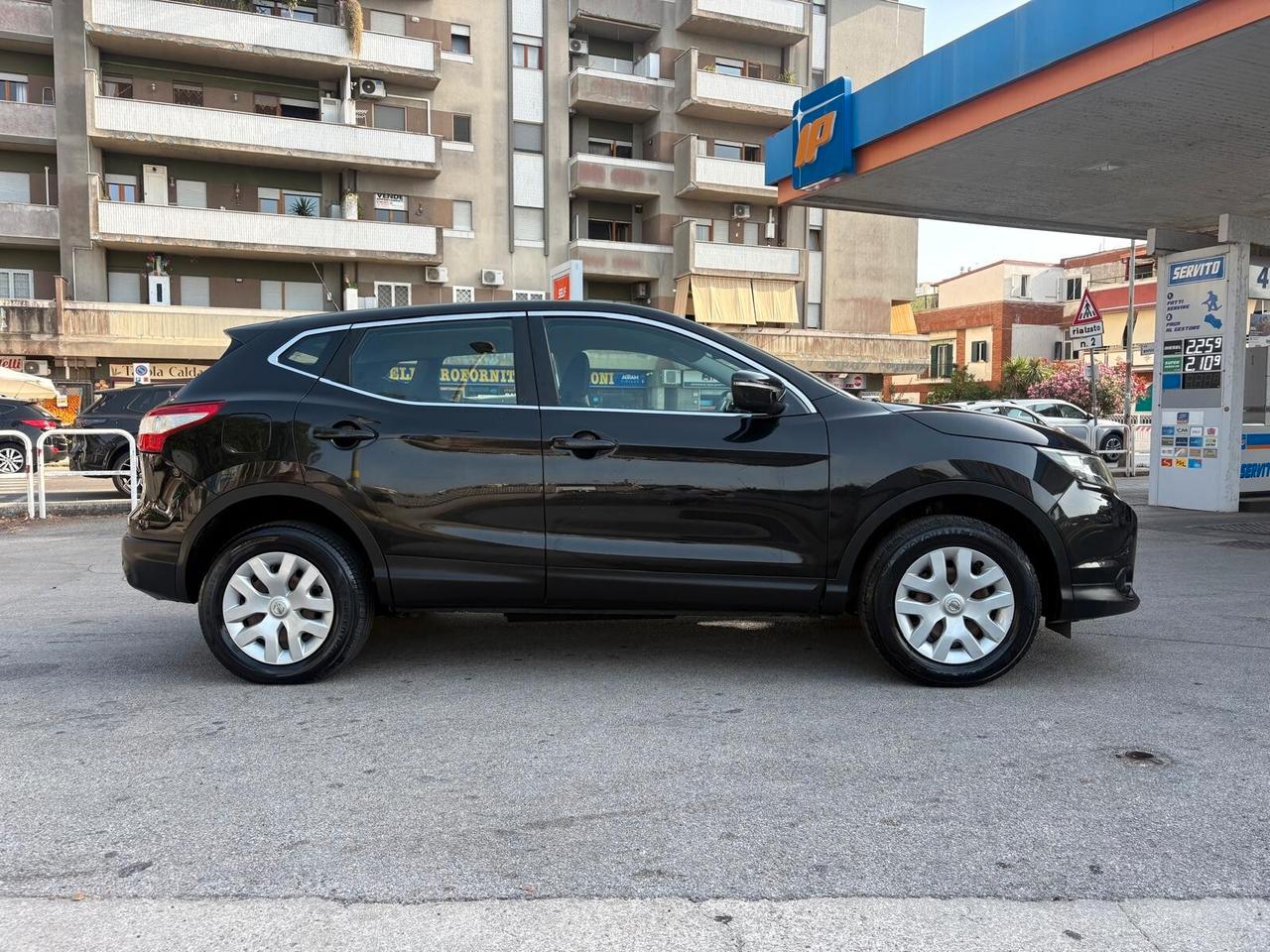 Nissan Qashqai 1.5 dCi Visia
