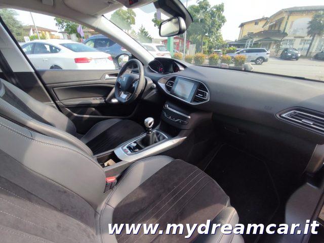 PEUGEOT 308 PureTech Turbo 130 S&S Allure