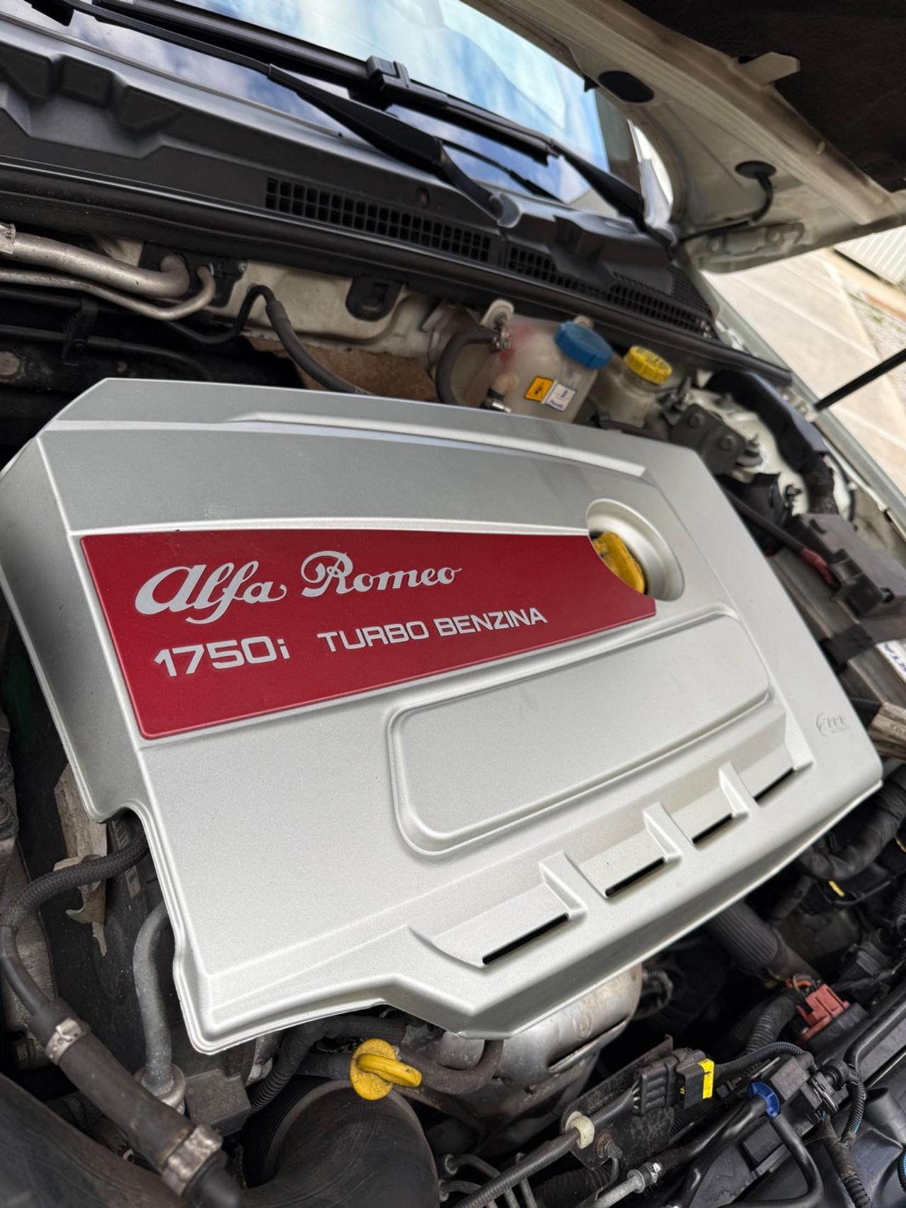 Alfa Romeo 159 Turismo internazionale 1750 TBI