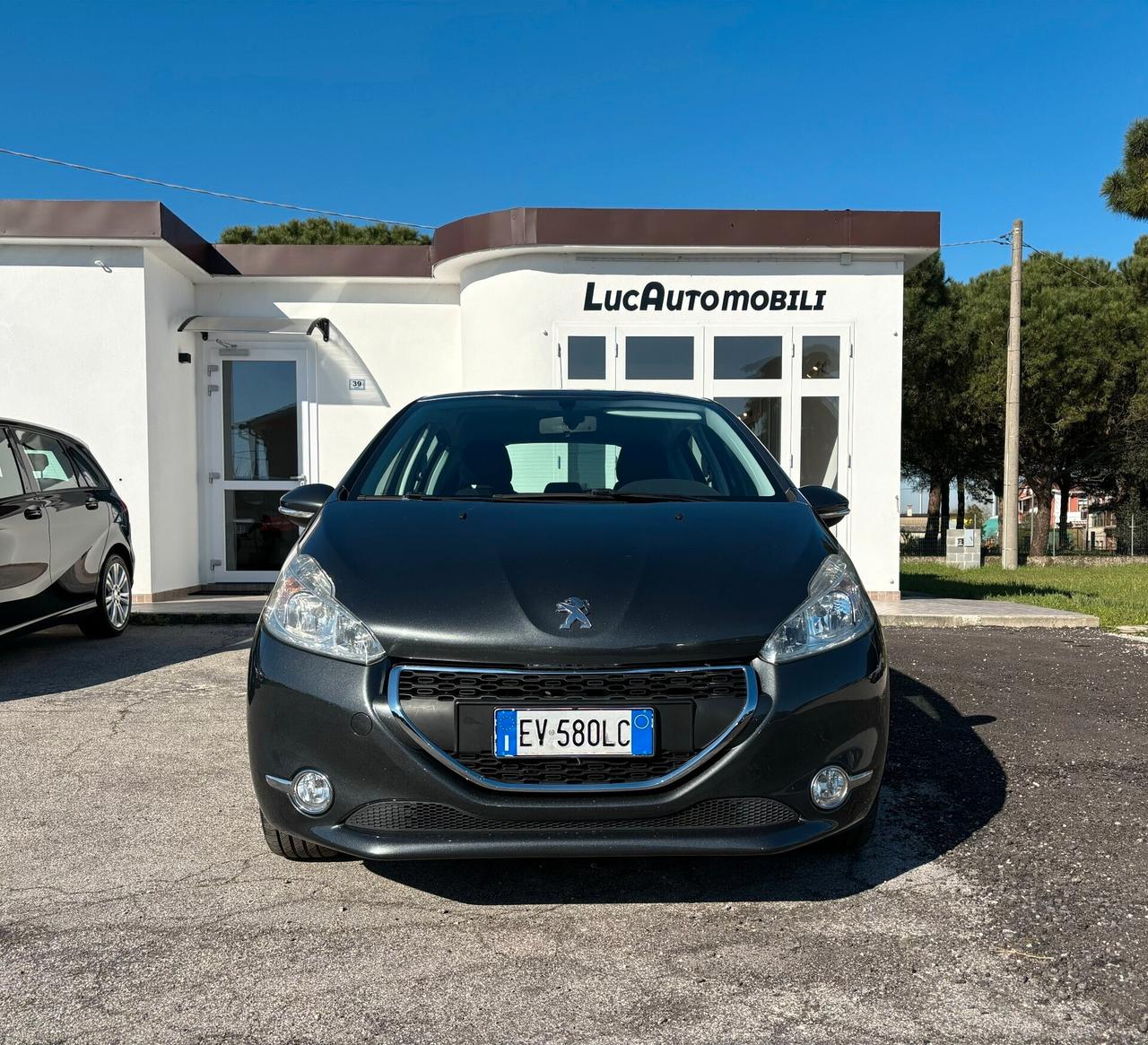 Peugeot 208 1.2 VTi MOTORE NUOVO