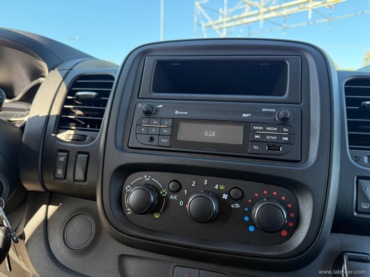 Vivaro 29 1.6CDTI 120 PL-TN Furg.Essent.