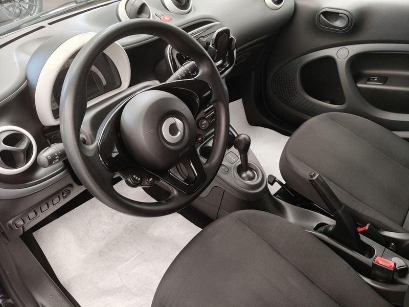 smart fortwo 70 1.0 Automatic Youngster