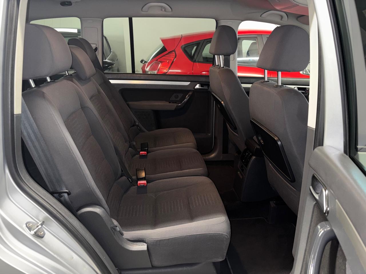 Volkswagen Touran 2.0 TDI | 7 POSTI |