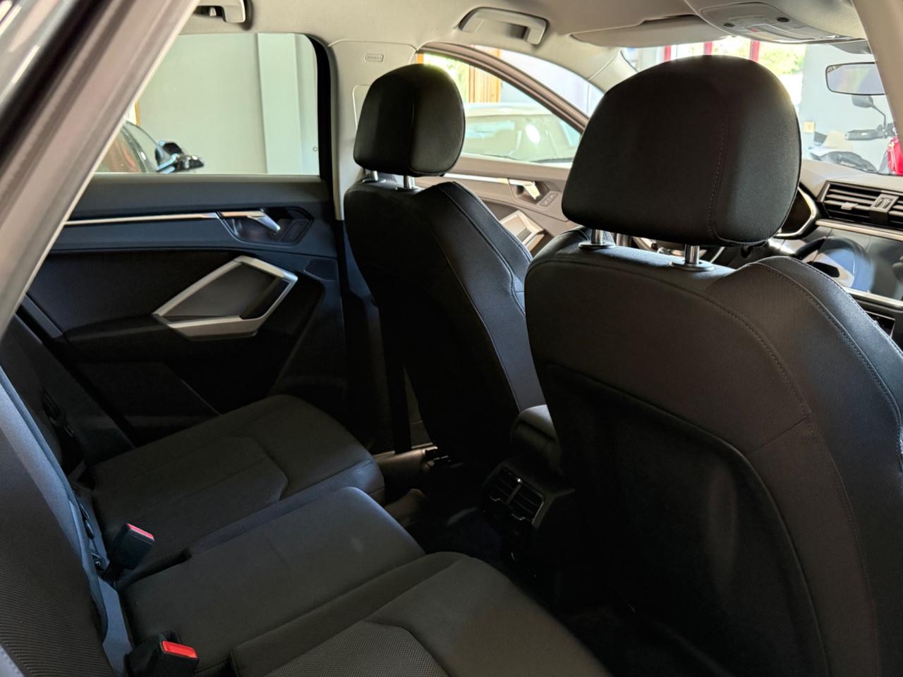 Audi Q3 SPB 35 TDI S tronic quattro edition
