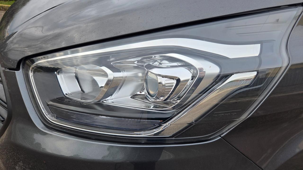 Ford Transit Custom 9 Posti Titanium prolungato Uni pro