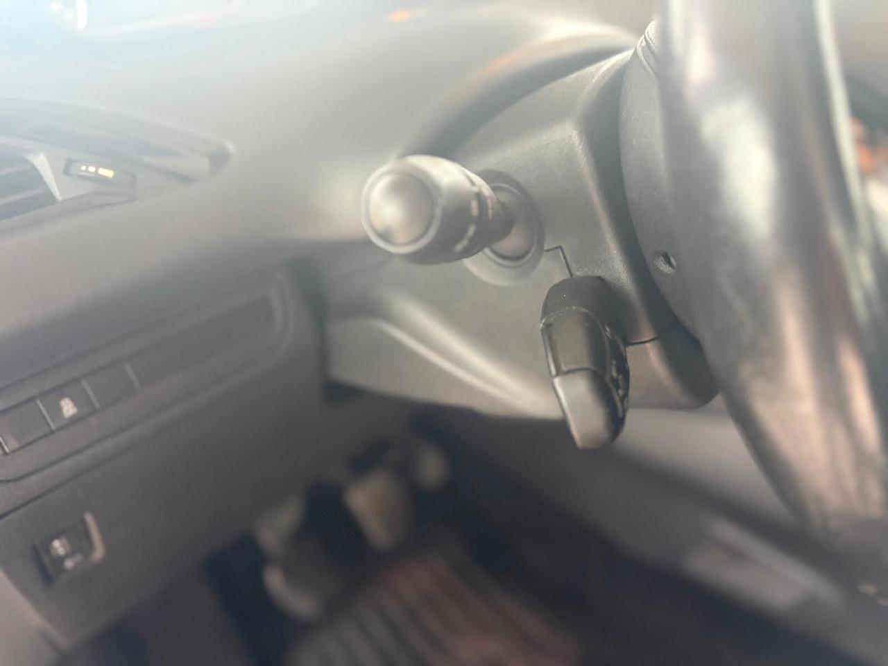 Peugeot 208 BlueHDi 75 5 porte Allure