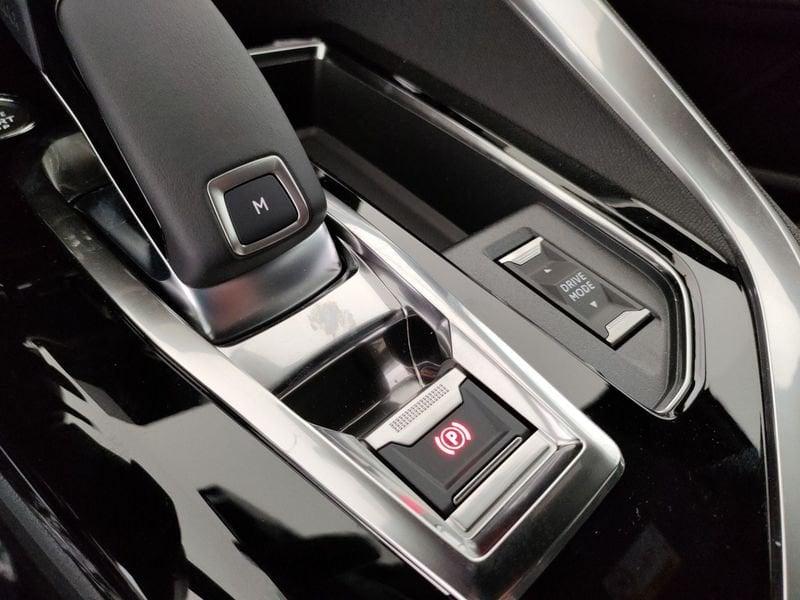 Peugeot 3008 3008 BlueHDi 130 S&S EAT8 GT Pack