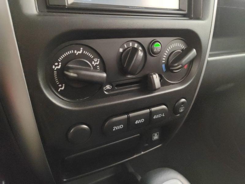 Suzuki Jimny Jimny 1.3 vvt Evolution 4wd E6
