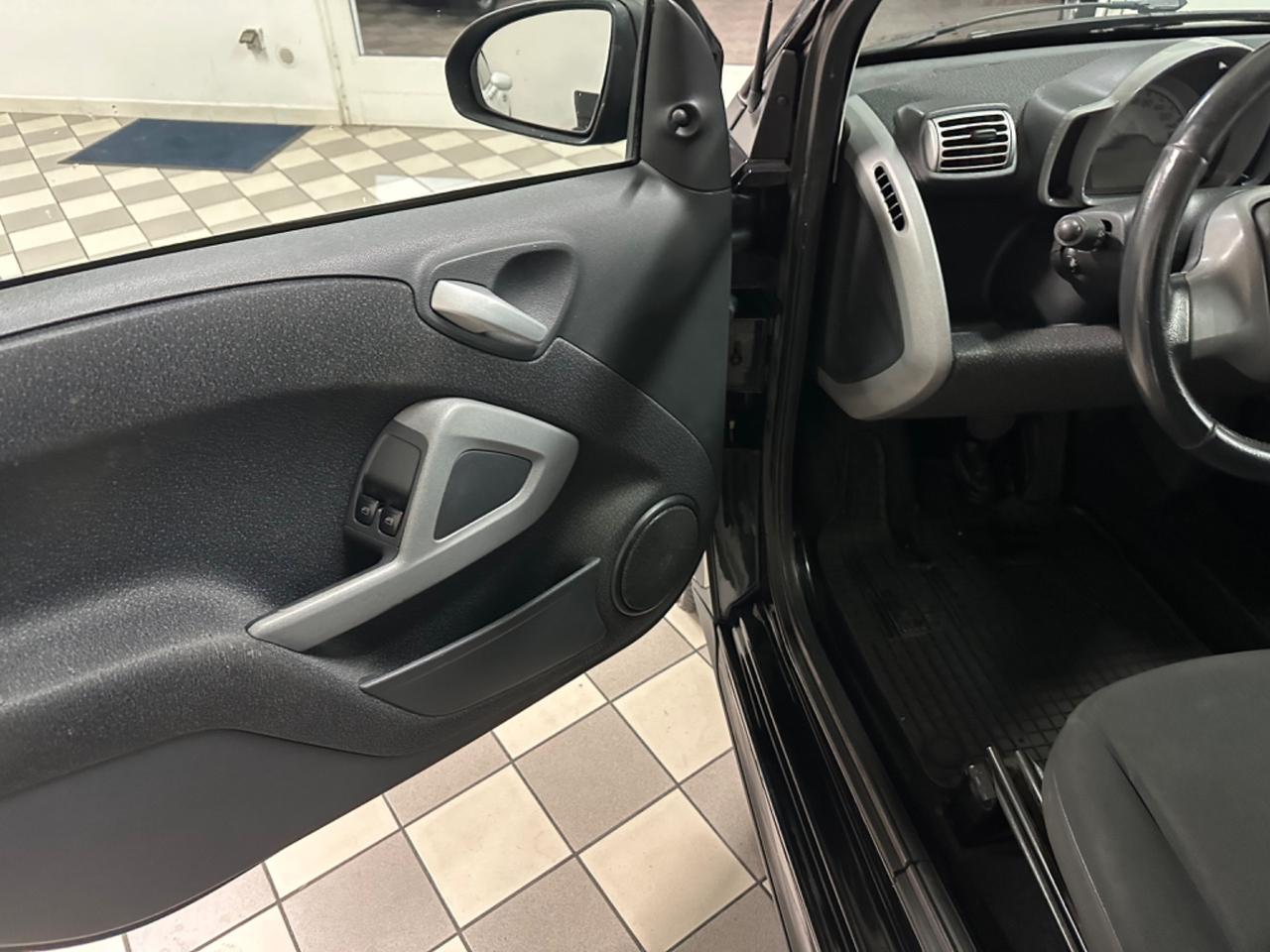 Smart ForTwo 1000 62 kW coupé passion