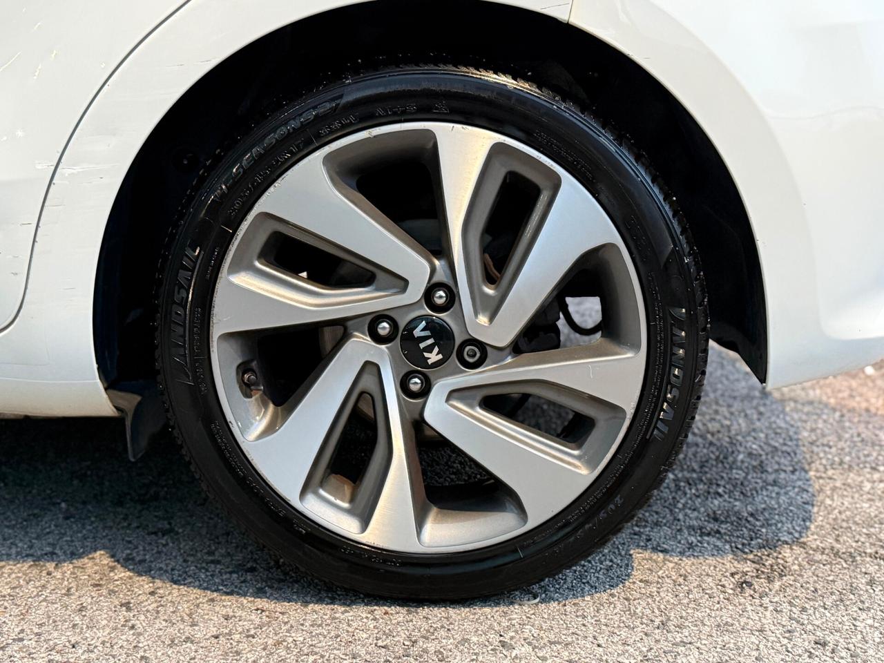 Kia Rio 1.1 CRDi 75 CV S&S High Tech