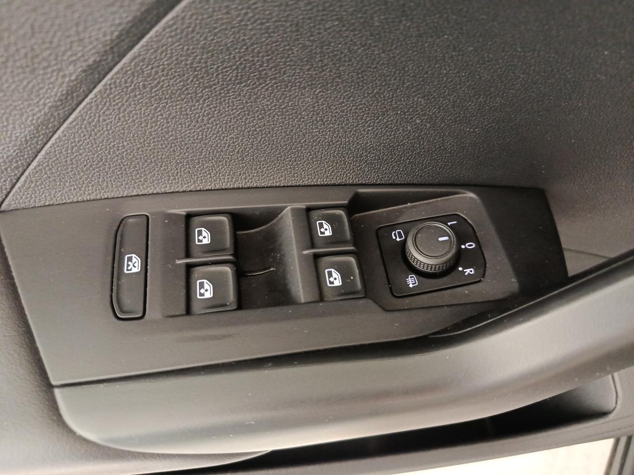 VOLKSWAGEN T-Cross - T-Cross 1.0 TSI 110 CV Style