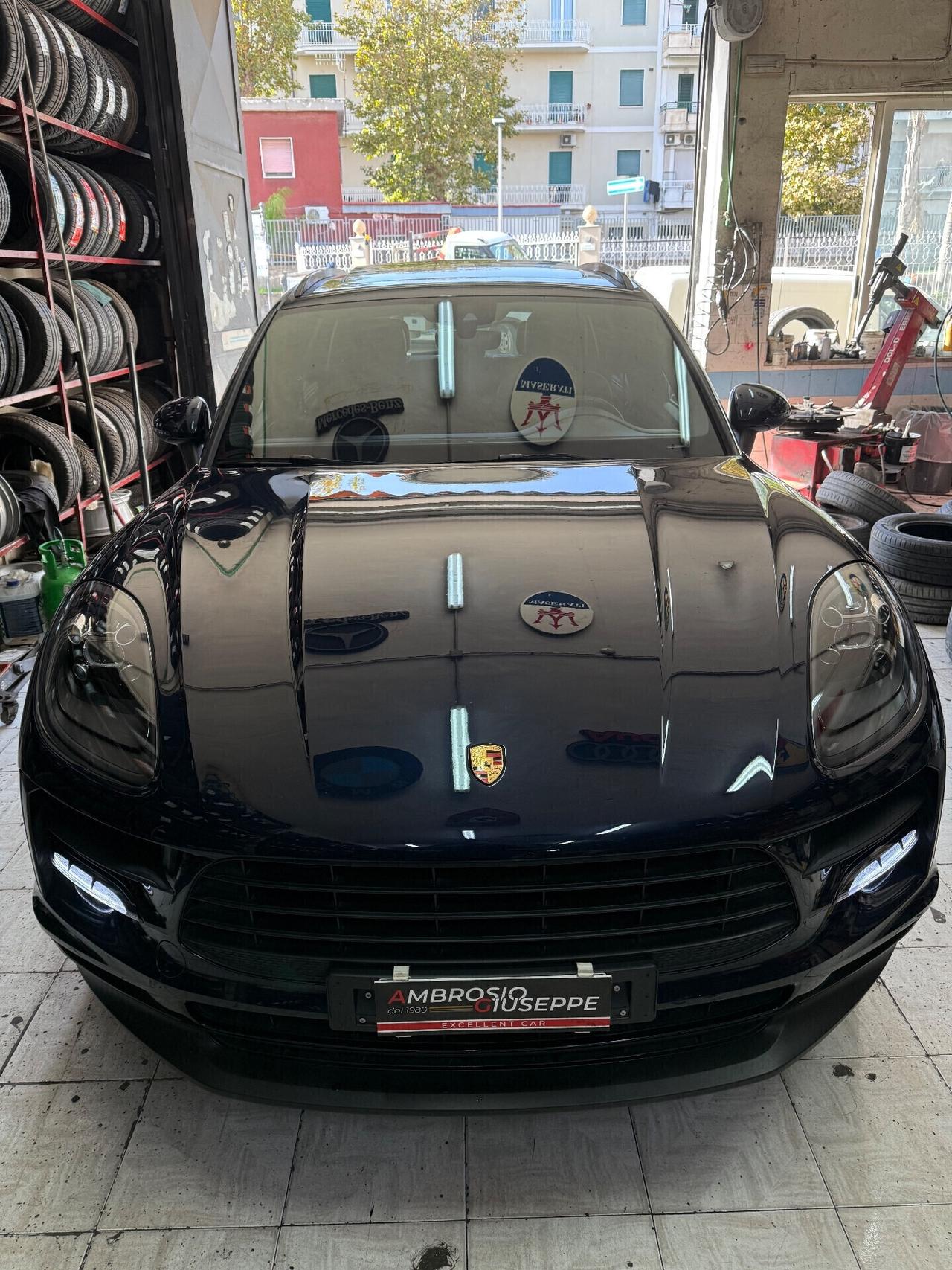 Porsche Macan 2.0 245 CV PASM TETTO 21 PELLE TAGLIANDI PORSCHE