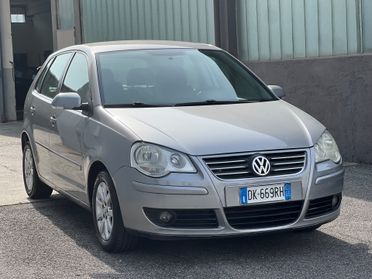 Volkswagen Polo 1.4 benz per NEOP - Garanzia 12 Mesi