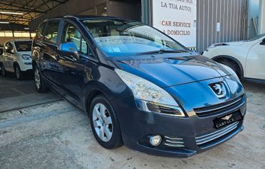 Peugeot 5008 1.6 HDi 112CV Allure - 2012