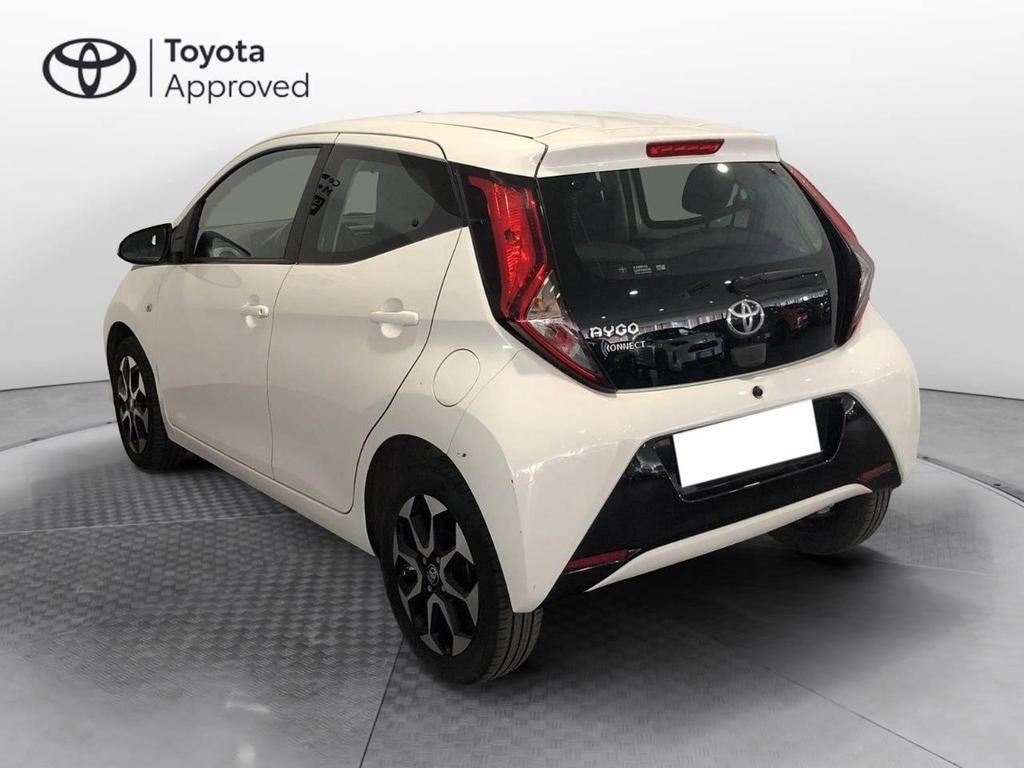 Toyota Aygo 5 Porte 1.0 VVT-i x-play M-MT