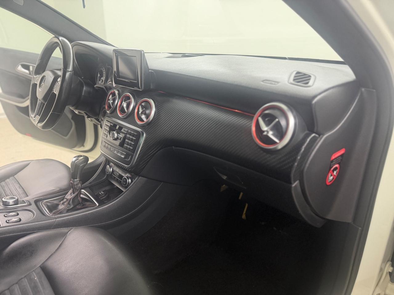 MERCEDES CLASSE A (anno 2013)