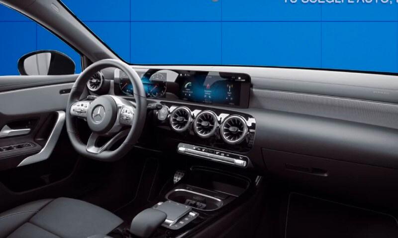 MERCEDES Classe A (W177) A 200 Automatic AM...