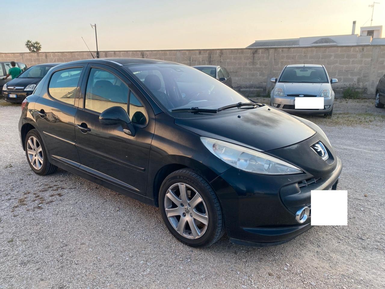 Peugeot 207 1.6 HDi 90CV 5p. XS