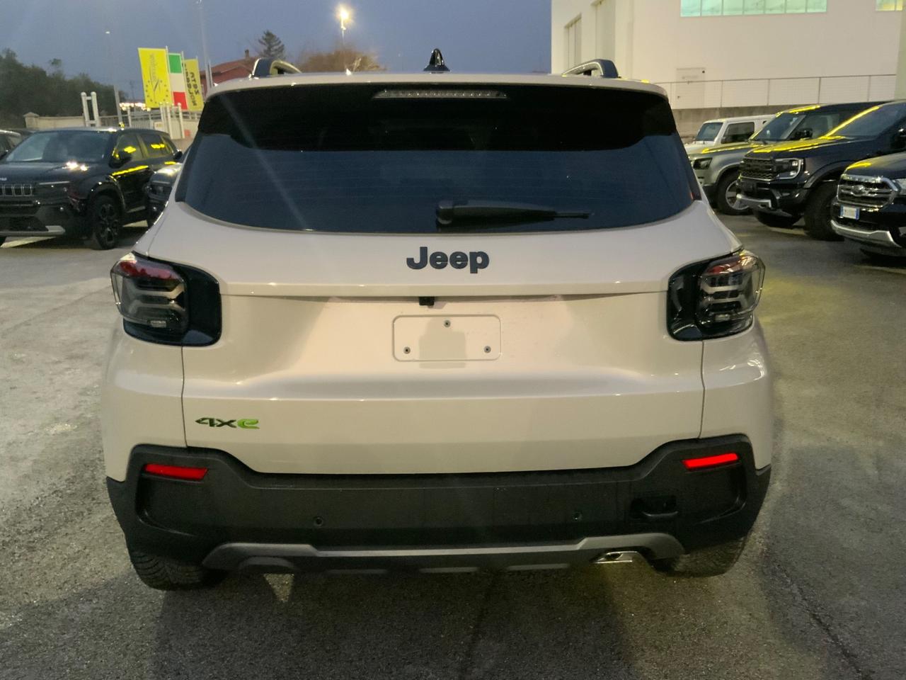 Jeep Avenger 1.2 Turbo 136 CV MHEV 4xe Upland