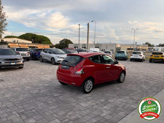 LANCIA Ypsilon 1.2 5 porte Gold ANCHE NEOPATENTATI