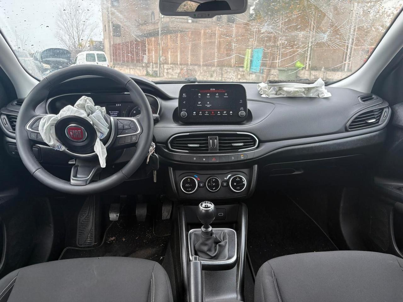 Fiat Tipo 1.6 Mjt 5 porte sinistrata 2024