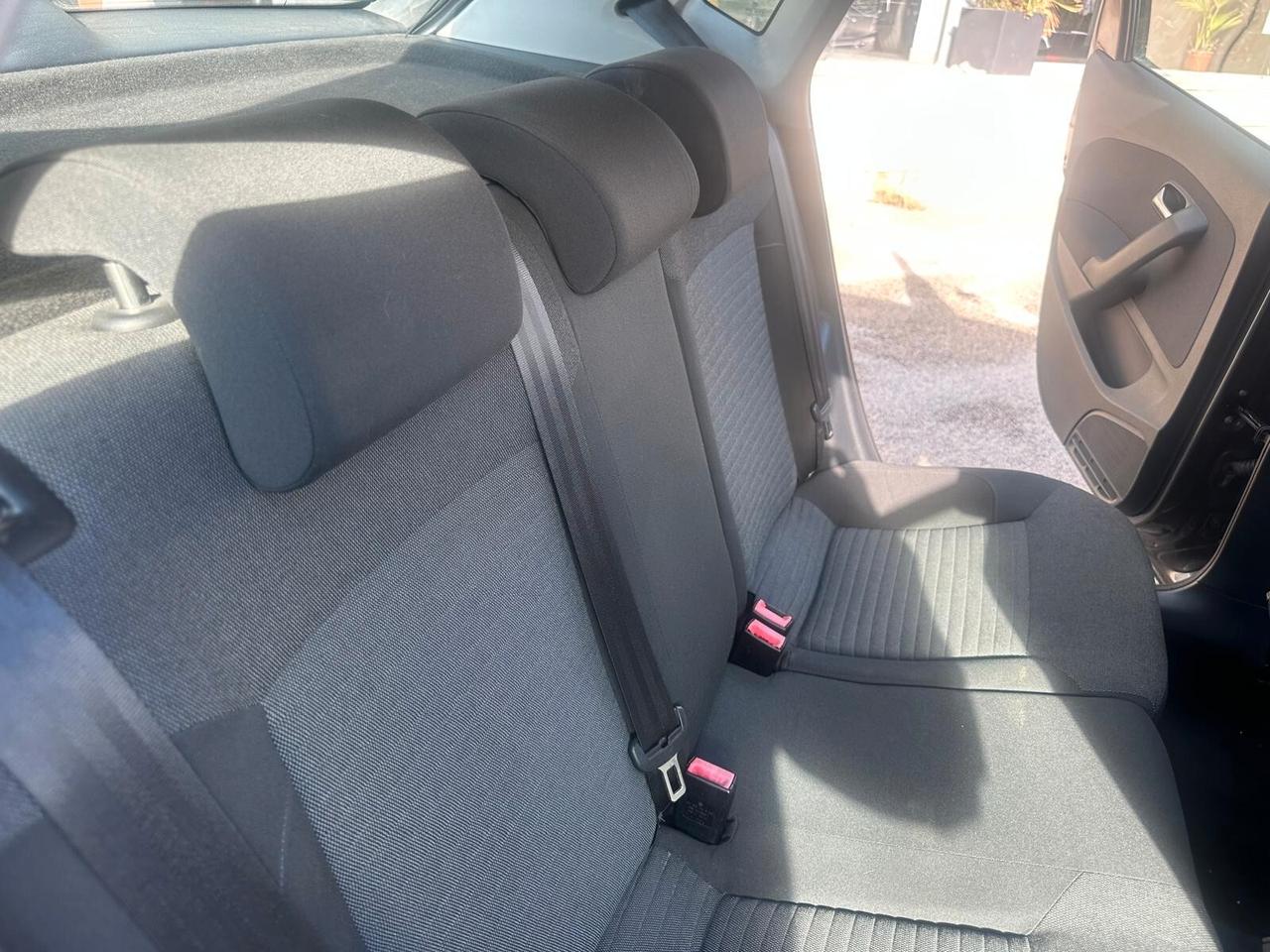 Volkswagen Polo 1.4 5 porte Highline NEOPATENTATI