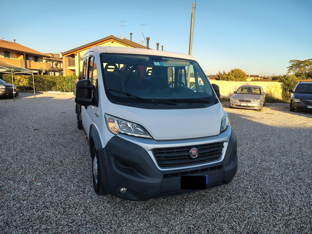 Fiat Ducato 33 2.3 MJT 130CV PM-DC Cabinato 7 POSTI GRU FASSI