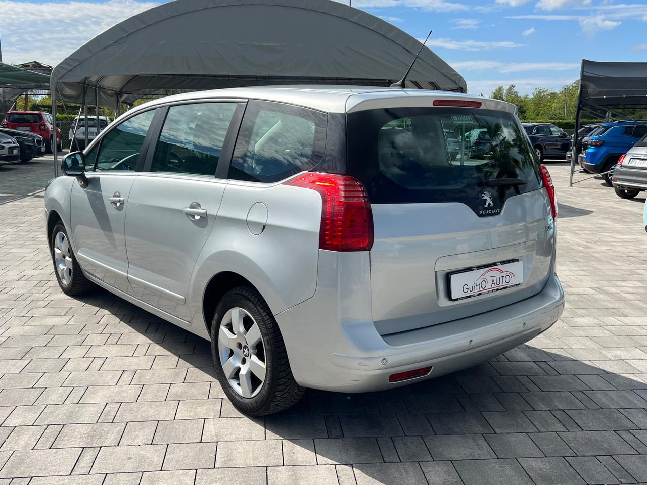Peugeot 5008 1.6 VTi 120CV 7 POSTI - GANCIO TRAINO