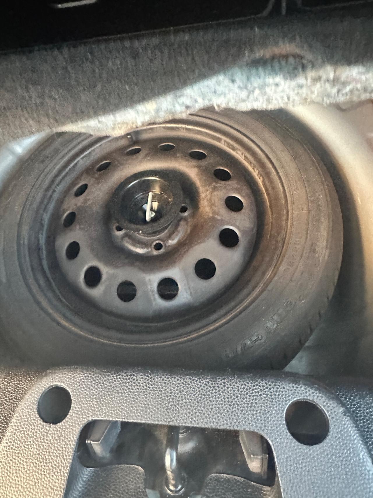 Ford Fiesta 1.2 BENZ 82 CV 5 porte Titanium