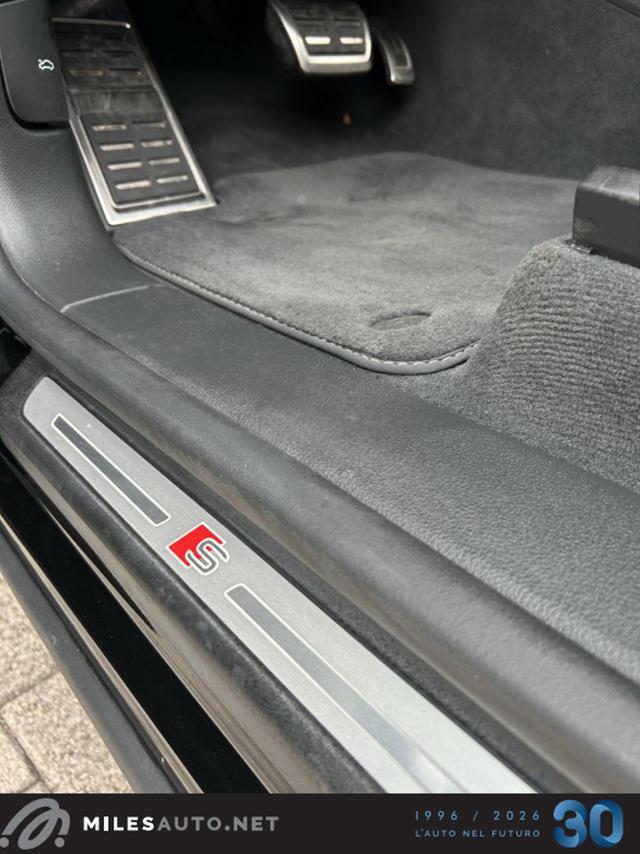 AUDI Q8 50 TDI 3x Sline Pano 7 anni garanzia ?990/mese