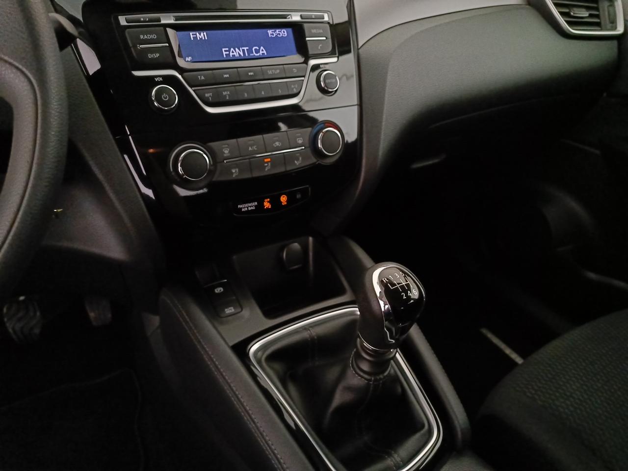 NISSAN Qashqai 1.5 dci Visia 115cv