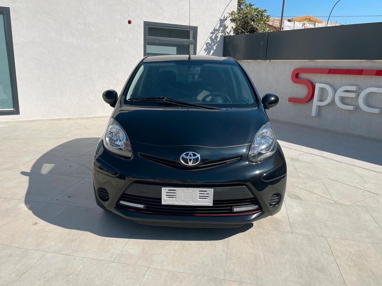 Toyota Aygo 1.0 12V VVT-i 5 porte Active Connect