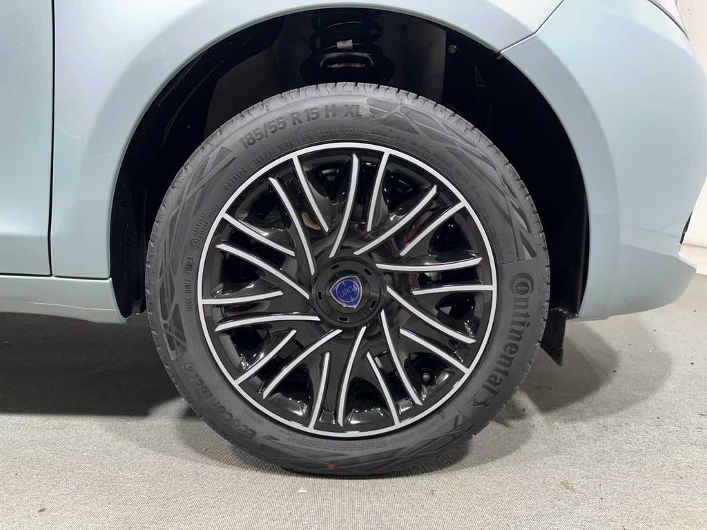 Lancia Ypsilon 1.0 firefly hybrid Gold s&s 70cv 5p.ti