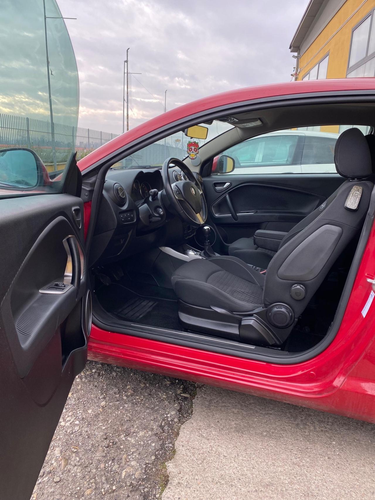 Alfa Romeo MiTo 1.4 78 CV Distinctive