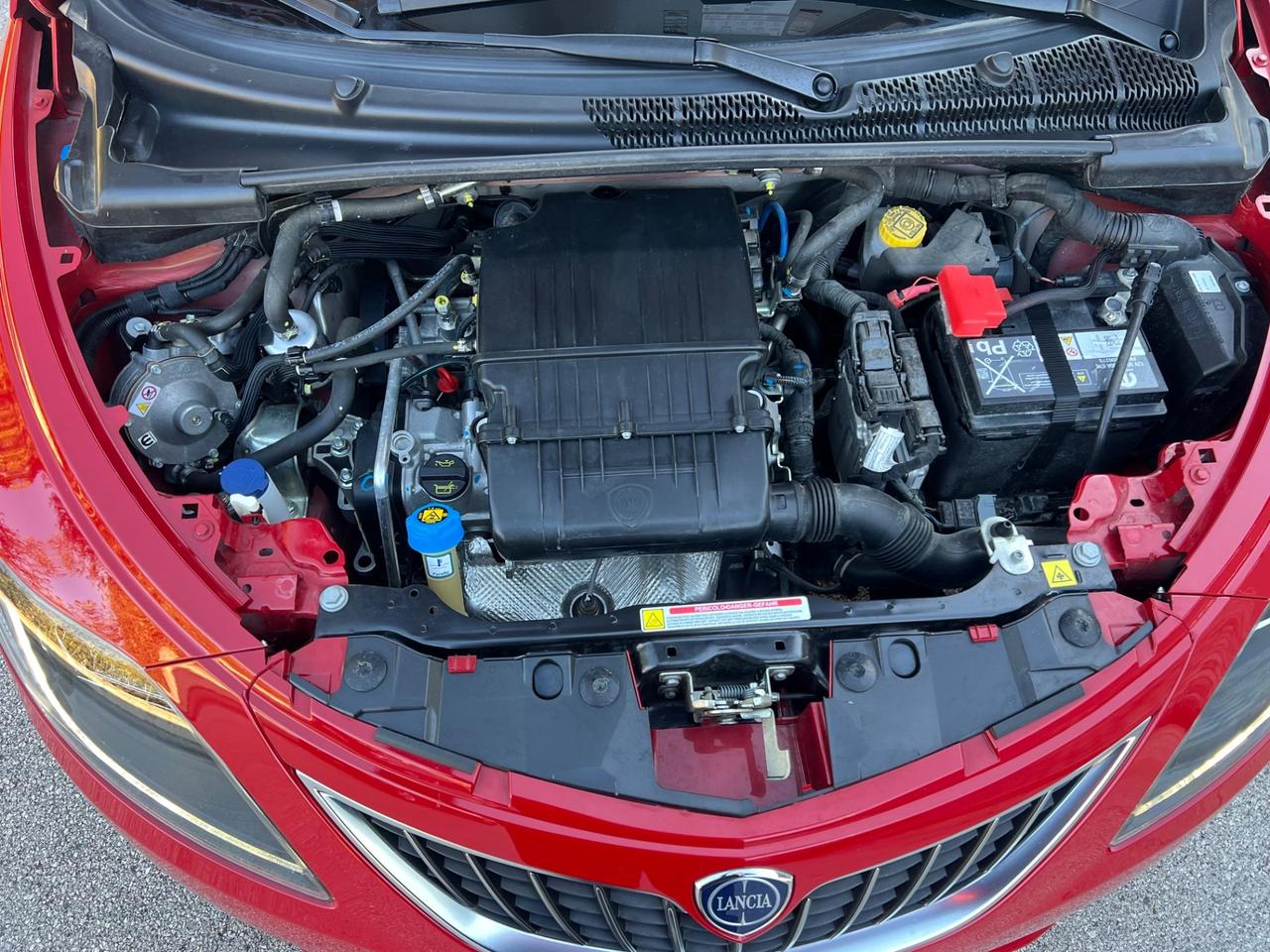 Lancia Ypsilon 1.2 69 CV 5 porte GPL Gold 2023