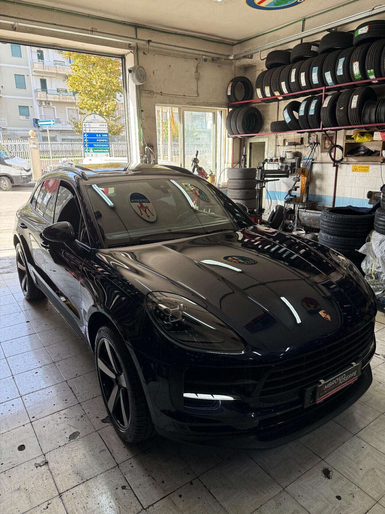 Porsche Macan 2.0 245 CV PASM TETTO 21 PELLE TAGLIANDI PORSCHE