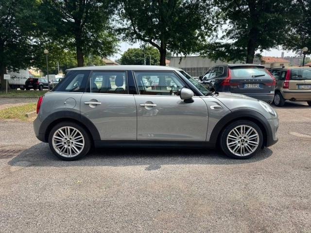Mini Mini IV F55-F56 2014 1.5 Cooper D Hype Seven 5p