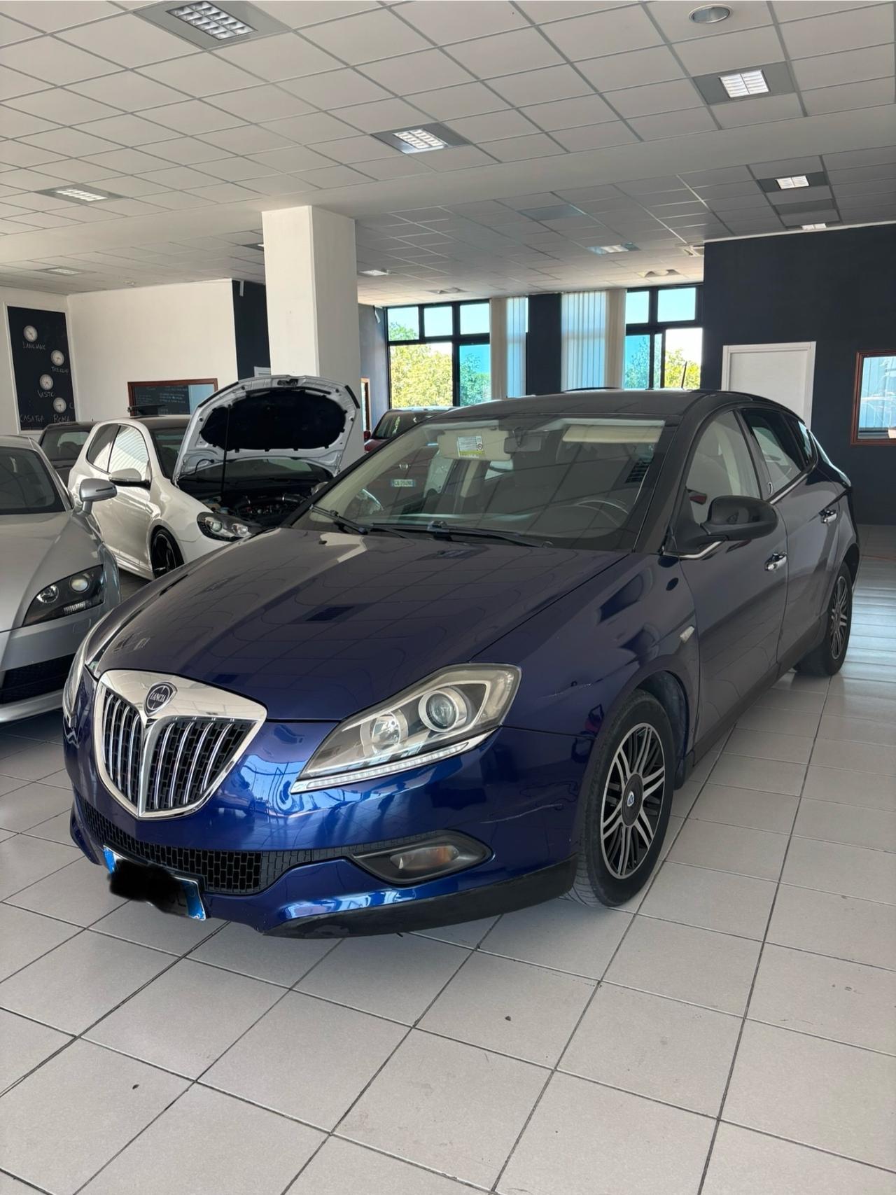 Lancia Delta 1.6 MJT DPF Platino