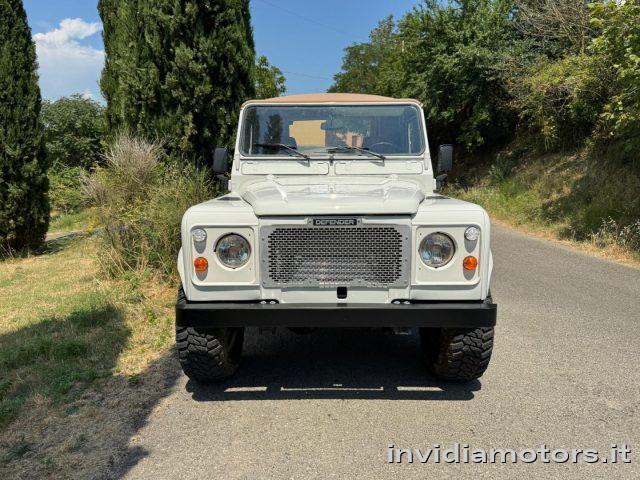 LAND ROVER Defender 90td Pick-Up RESTAURO PERSONALIZZATO
