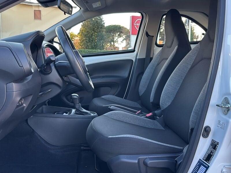 Toyota Aygo X 1.0B (72 CV) Active S-CVT