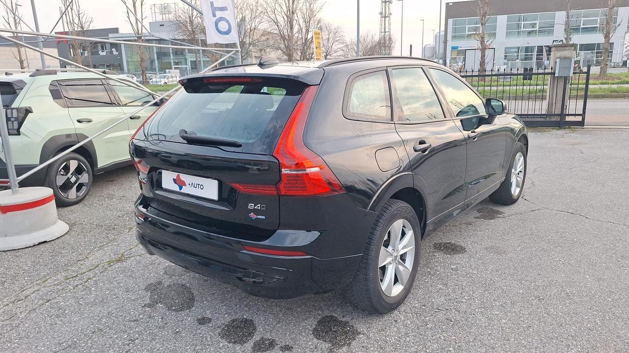 Volvo XC 60 XC60 B4 (d) AWD automatico Essential