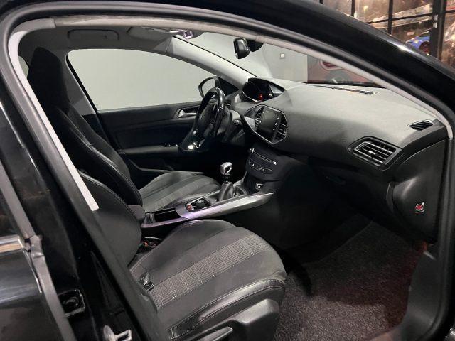 PEUGEOT 308 BlueHDi 120 S&S Allure