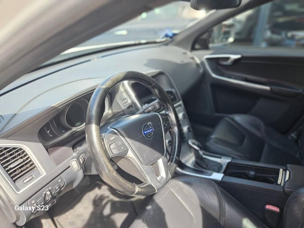 Volvo XC60 2.0 d4 Volvo Ocean Race 181cv geartronic