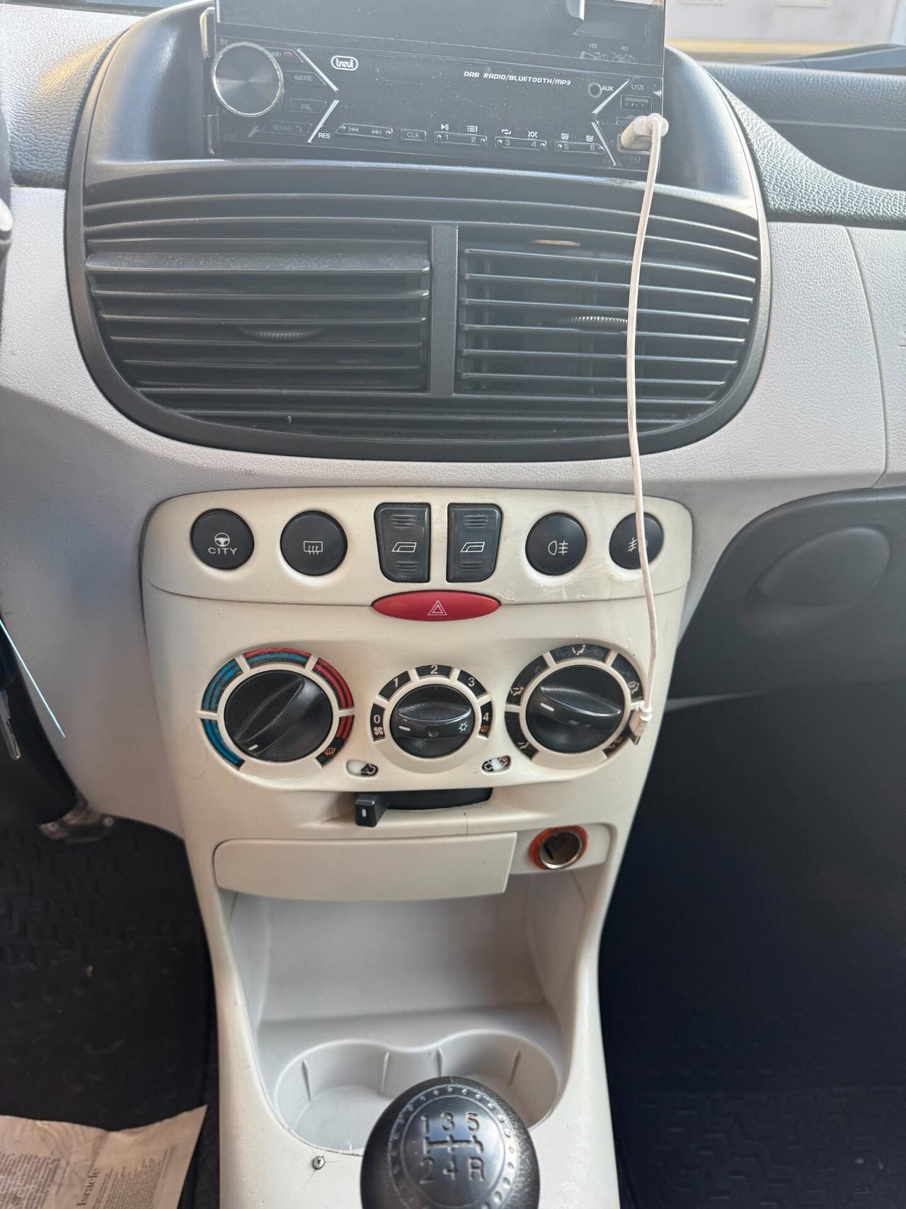 Fiat Punto 1.2i cat 5 porte EL